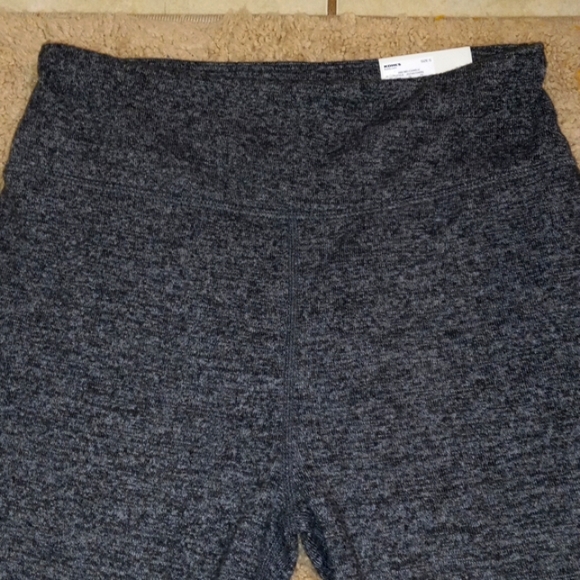 NWT/ (SO)2pc outfit w zip up hoodie & high-rise Lounge life leggings full outfit - Picture 12 of 15